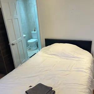 Alojamento de Acomodação e Pequeno-almoço Y2, Londres