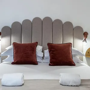 Le Nest By Sweett 4* Paris